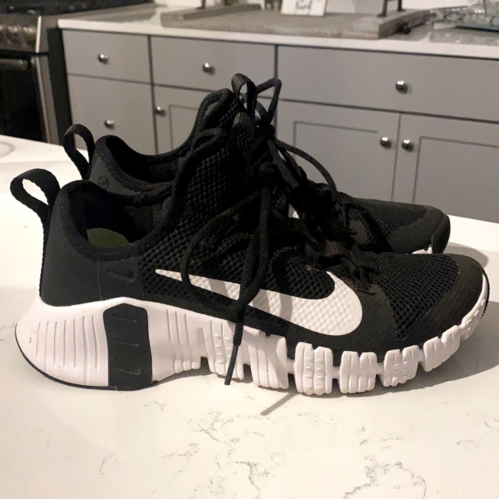 Women’s Nike Metcon 4